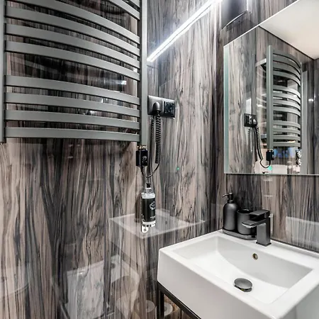 The Homeboat Company Parque Nacoes-lisboa Hotel en barco