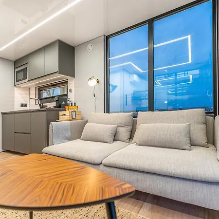 The Homeboat Company Parque Nacoes-lisboa 船上ホテル