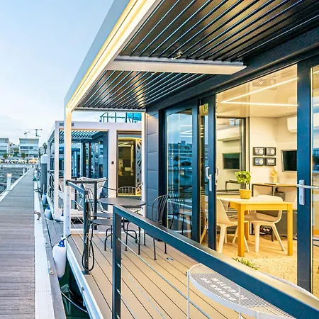 船上ホテル The Homeboat Company Parque Nacoes-lisboa