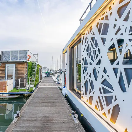 The Homeboat Company Parque Nacoes-lisboa * リスボン