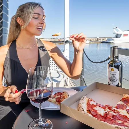 The Homeboat Company Parque Nacoes-lisboa リスボン