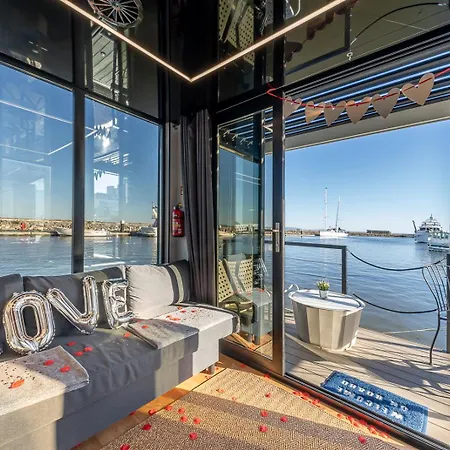 The Homeboat Company Parque Nacoes-lisboa * Lisbon