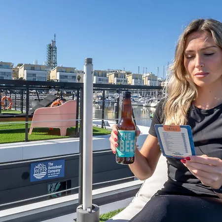 船上ホテル The Homeboat Company Parque Nacoes-lisboa リスボン