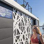 Hotel na wodzie The Homeboat Company Parque Nacoes-lisboa *